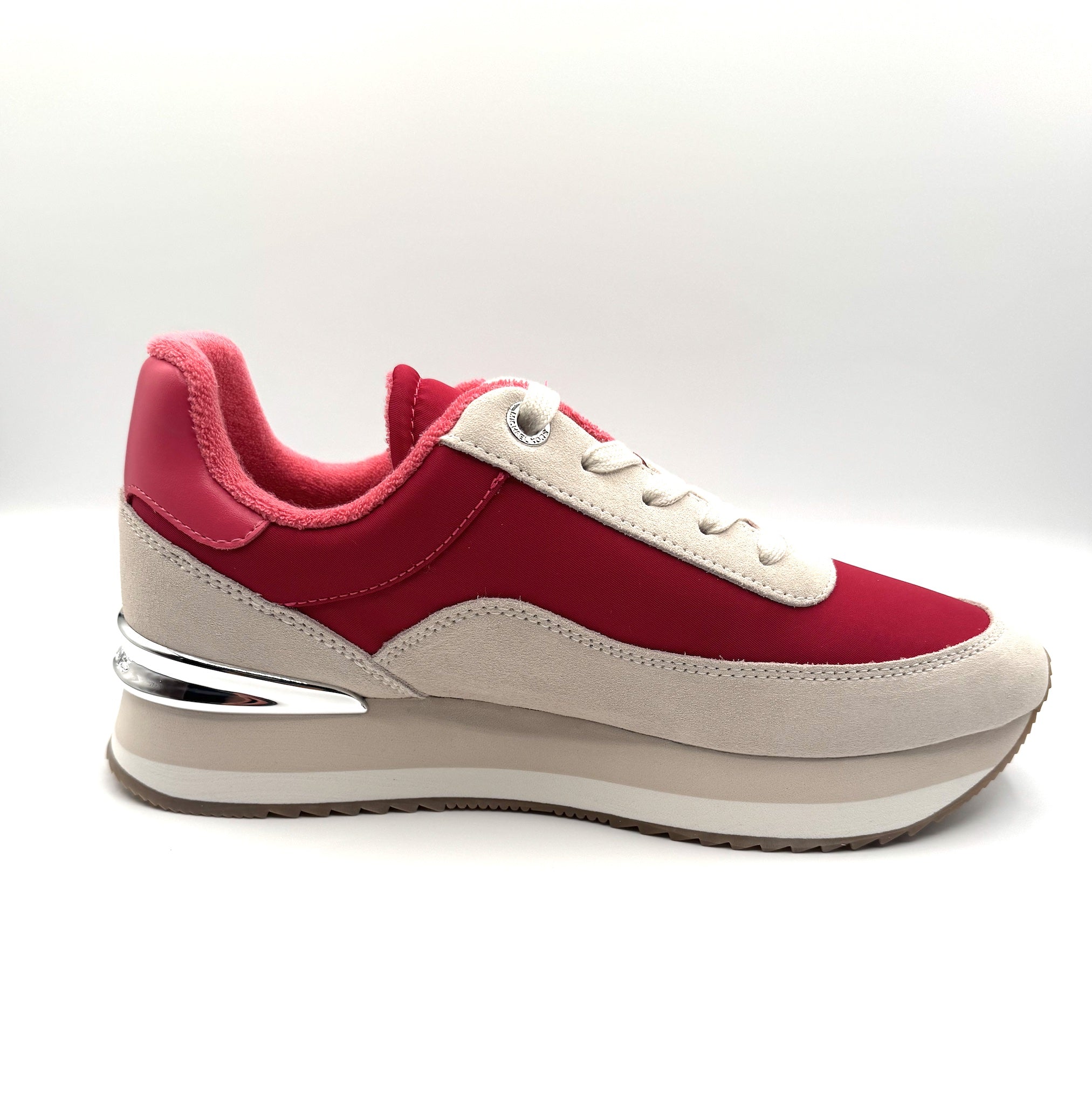 Hattie Mixed- Media Trainer Raspberry MK