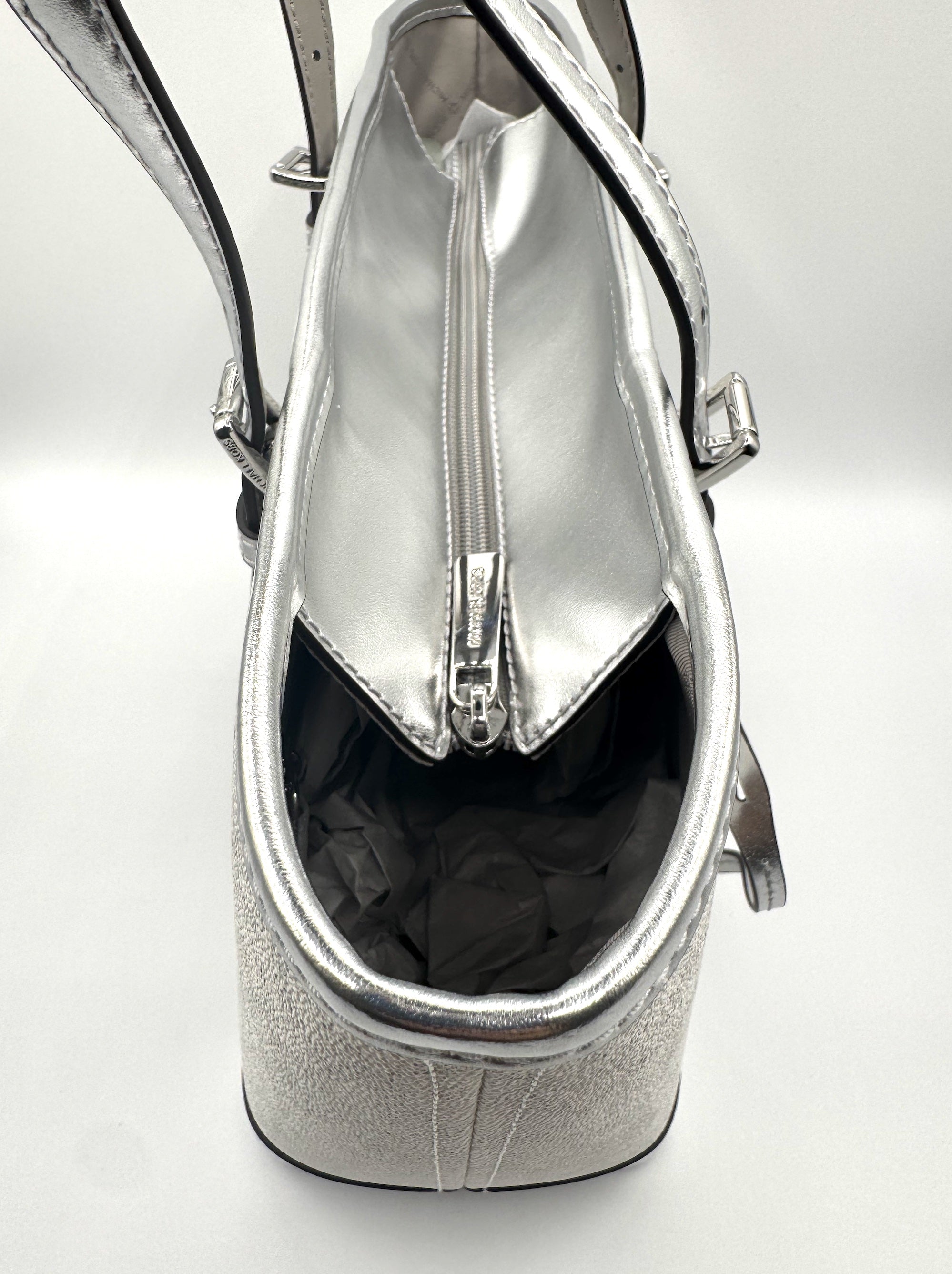 Jet Set Travel (Small Metallic Logo) To-zip Tote Bag