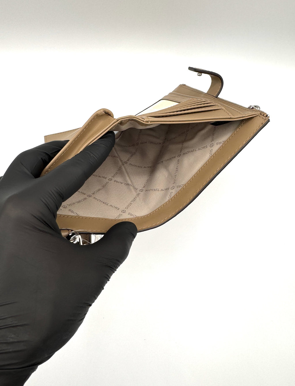 Jet Set Travel Ombre Signature Logo Wristlet